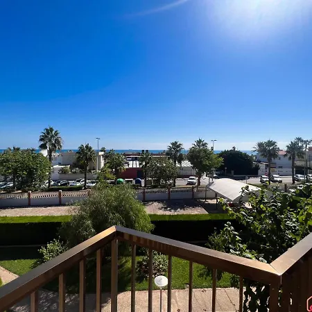Oasis A 50m Del Mar